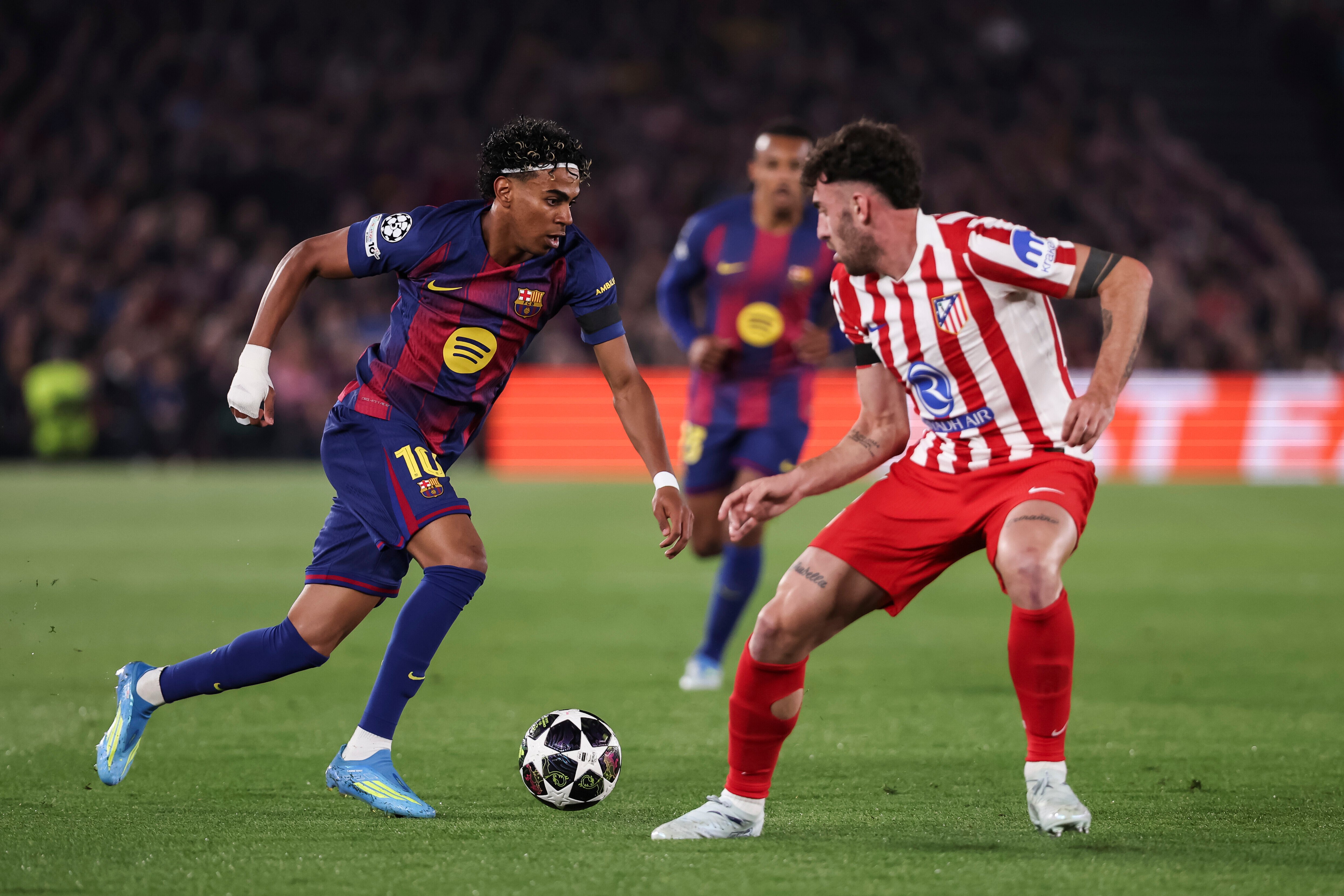 Где смотреть матч 1/4 финала Лиги чемпионов «Атлетико» — «Барселона» 14 апреля.