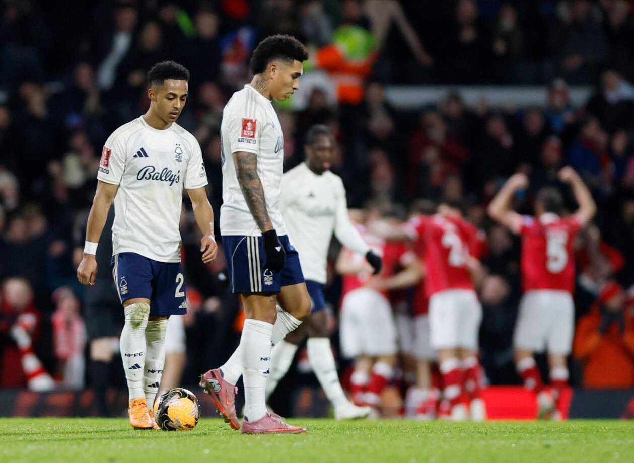 Клуб АПЛ вылетел из Кубка Англии, проиграв команде Райана Рейнольдса из Чемпионшипа.