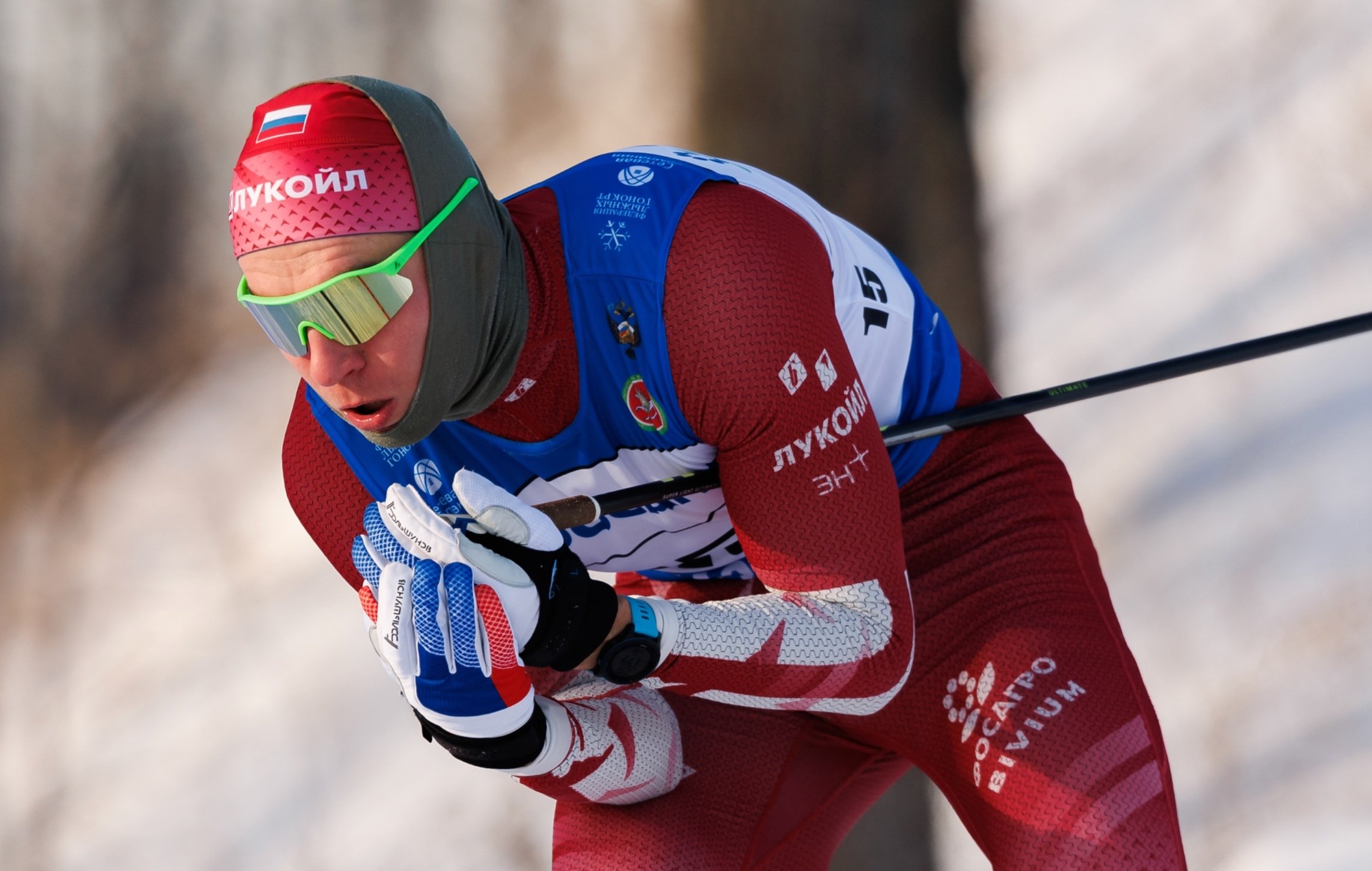 Большунов под флагом Казахстана заявлен на ночную гонку в Италии.