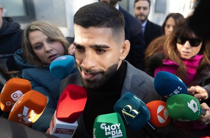 Менеджер Топурии раскрыл, почему боец отказался от поединка с Махачевым.