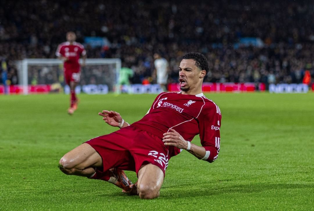 Дубль Экитике принёс «Ливерпулю» домашнюю победу над «Брайтоном» в АПЛ. У Салаха ассист.