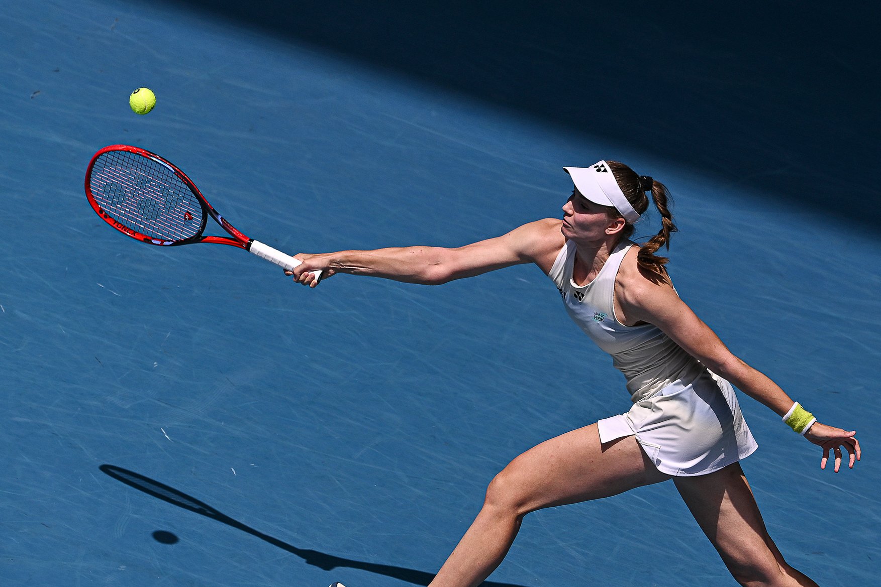 Рыбакина пробилась в финал AO-2026, где сыграет с Соболенко.