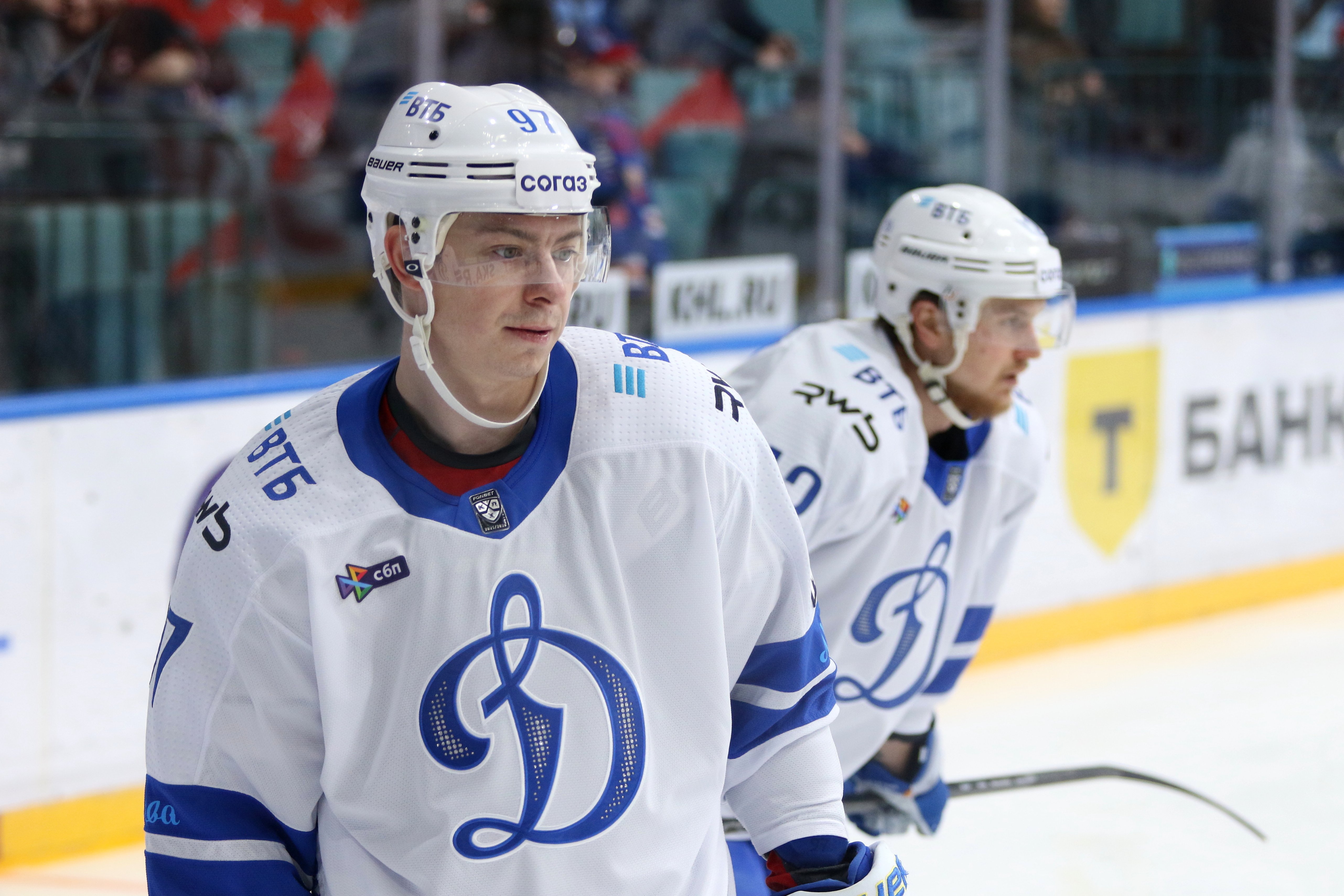 «Динамо» на выезде обыграло СКА и продлило серию побед до пяти матчей.