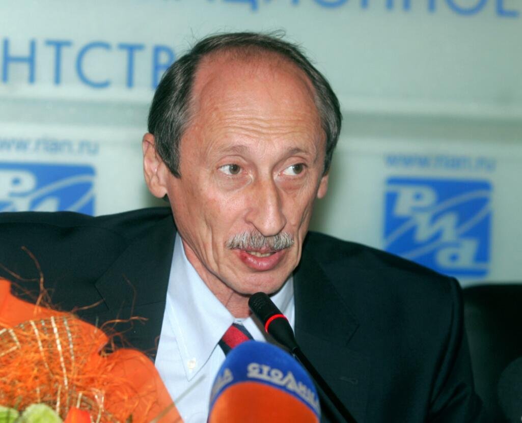 В убийстве бывшего главы ВФЛА обвинили его сына.