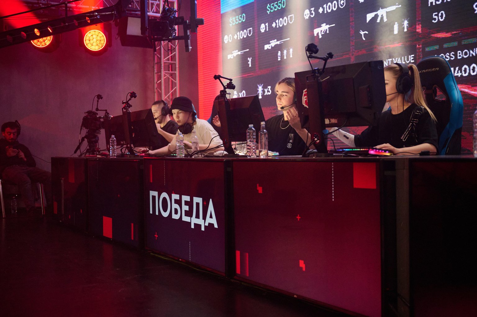 Доказать что 4=5. Дробь:n!(n+1)!. Lim 3n2+5n-7. Lim(1+3/n)^2n+7. Примеры на вычисление.